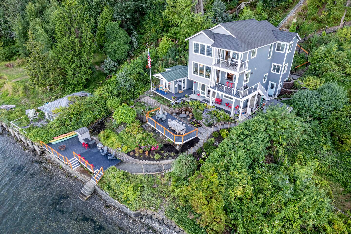 Stunning Beachfront Getaway