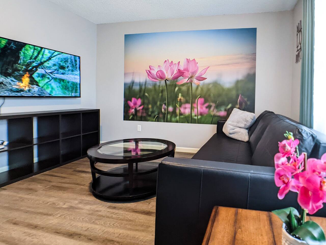 *Cozy, clean & spacious townhouse - Unit 2