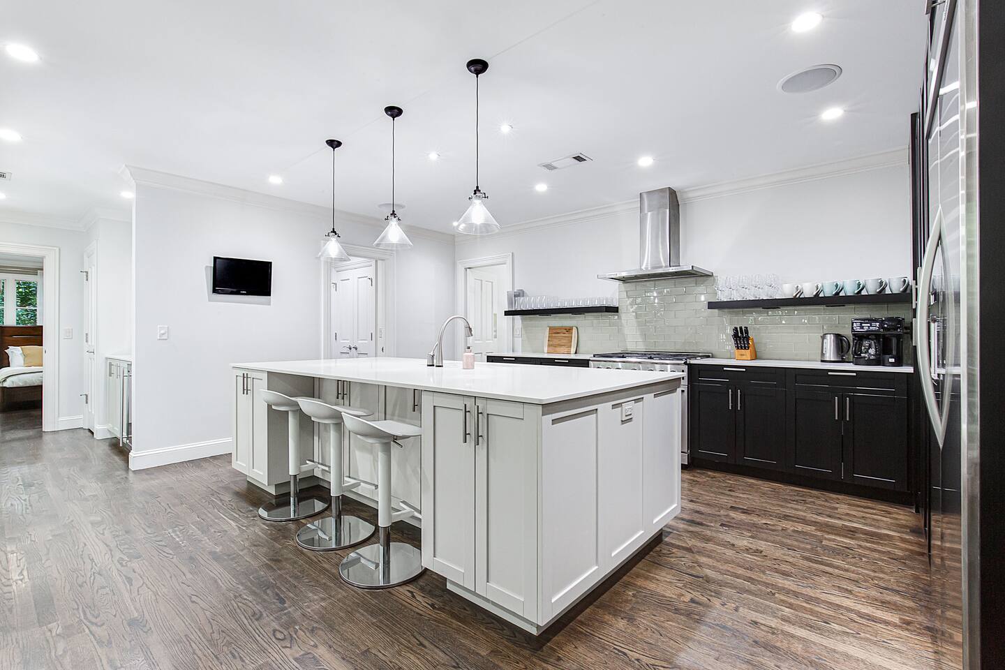 Charming & Spacious Buckhead Home!
