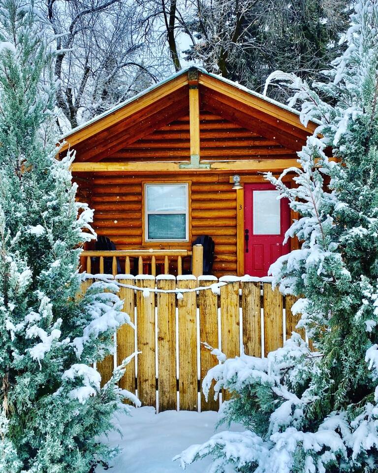 Log Cabin Cute! Long Horse Ranch Cabin #3