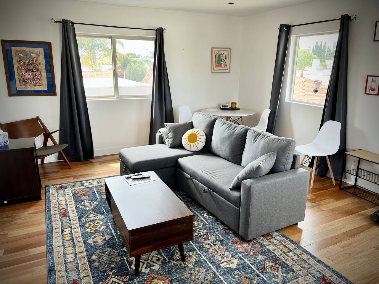 Clean & Modern 1-bedroom in Mid-City LA