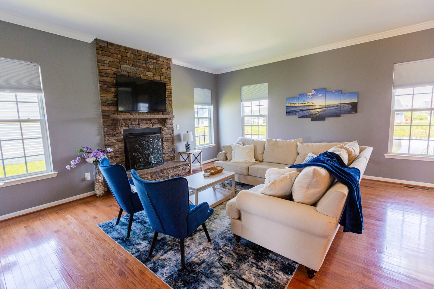 Luxury Single Family, Waterfront w/Linens Included