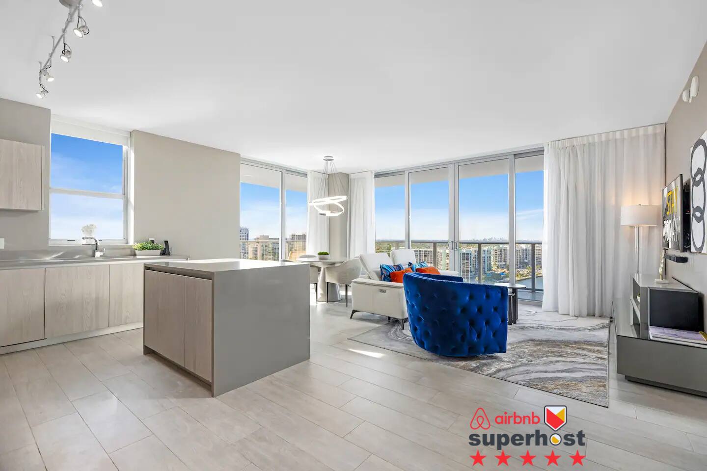 Aqua Vista Hideaway 𝙗𝙮 𝙎𝙏𝘼𝙔-𝙏𝙊𝘿𝘼𝙔 |  Hyde Beach House