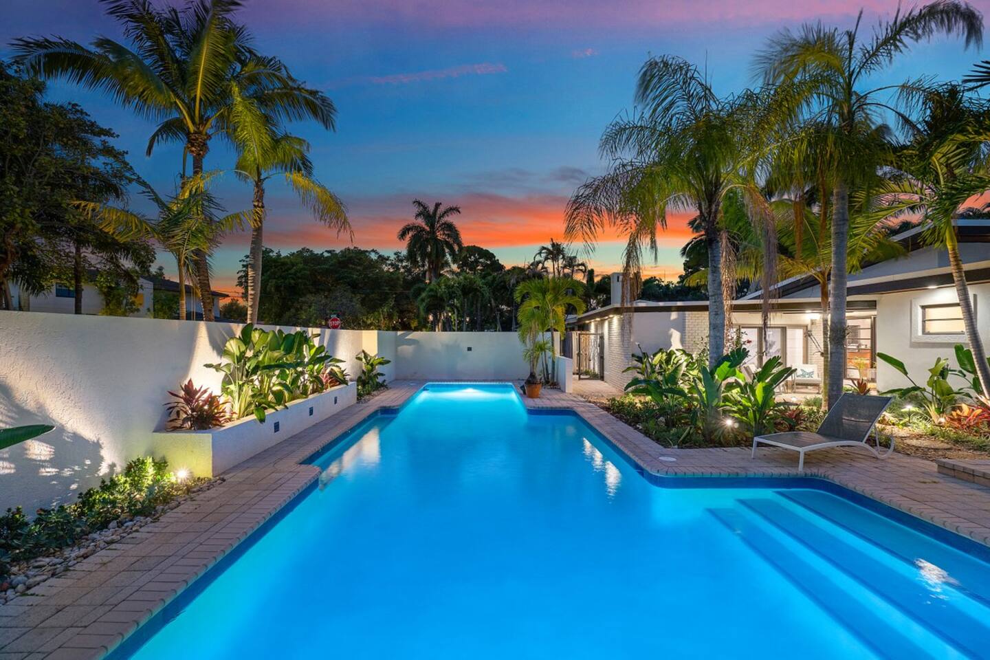 Heated Pool BBQ 4BR Coastal Fort Lauderdale