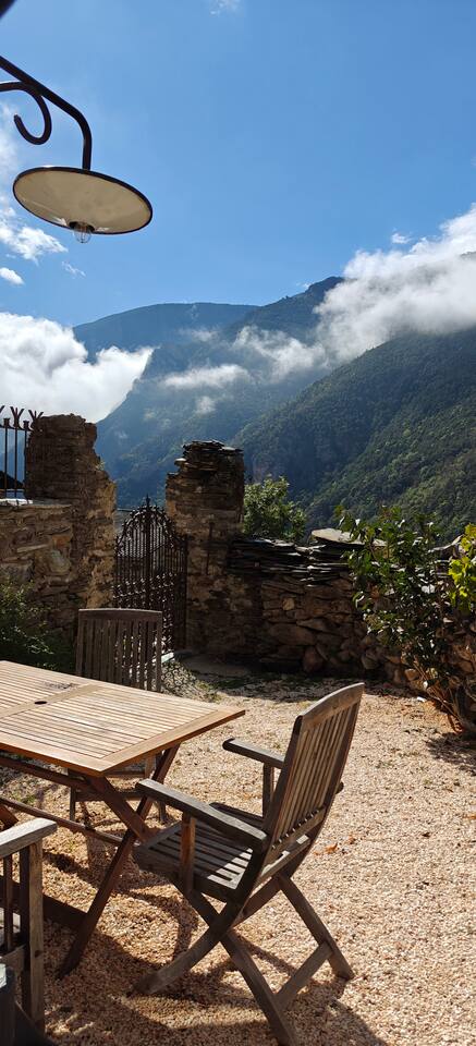 Mountain Village Studio en Nohèdes pour 2