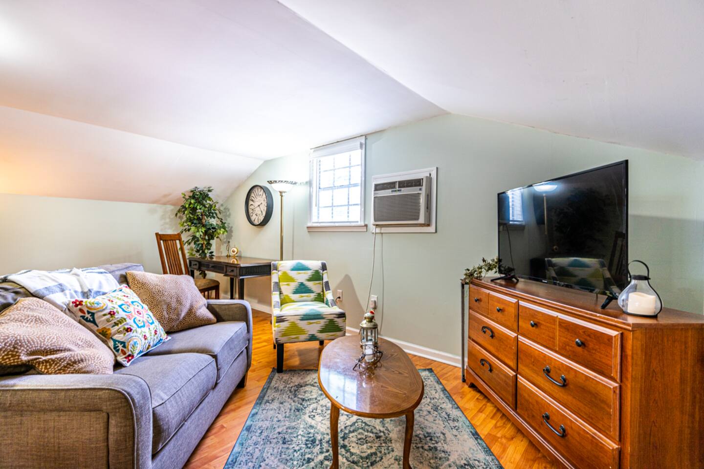 The Loft at Juliet Manor