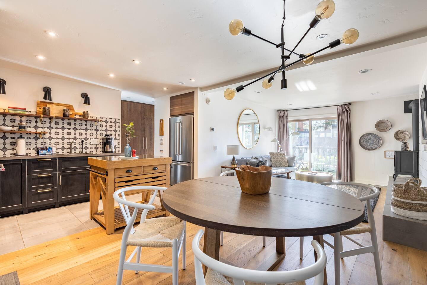 Stylish Condo by Canyon | Fireplace + Sauna Access