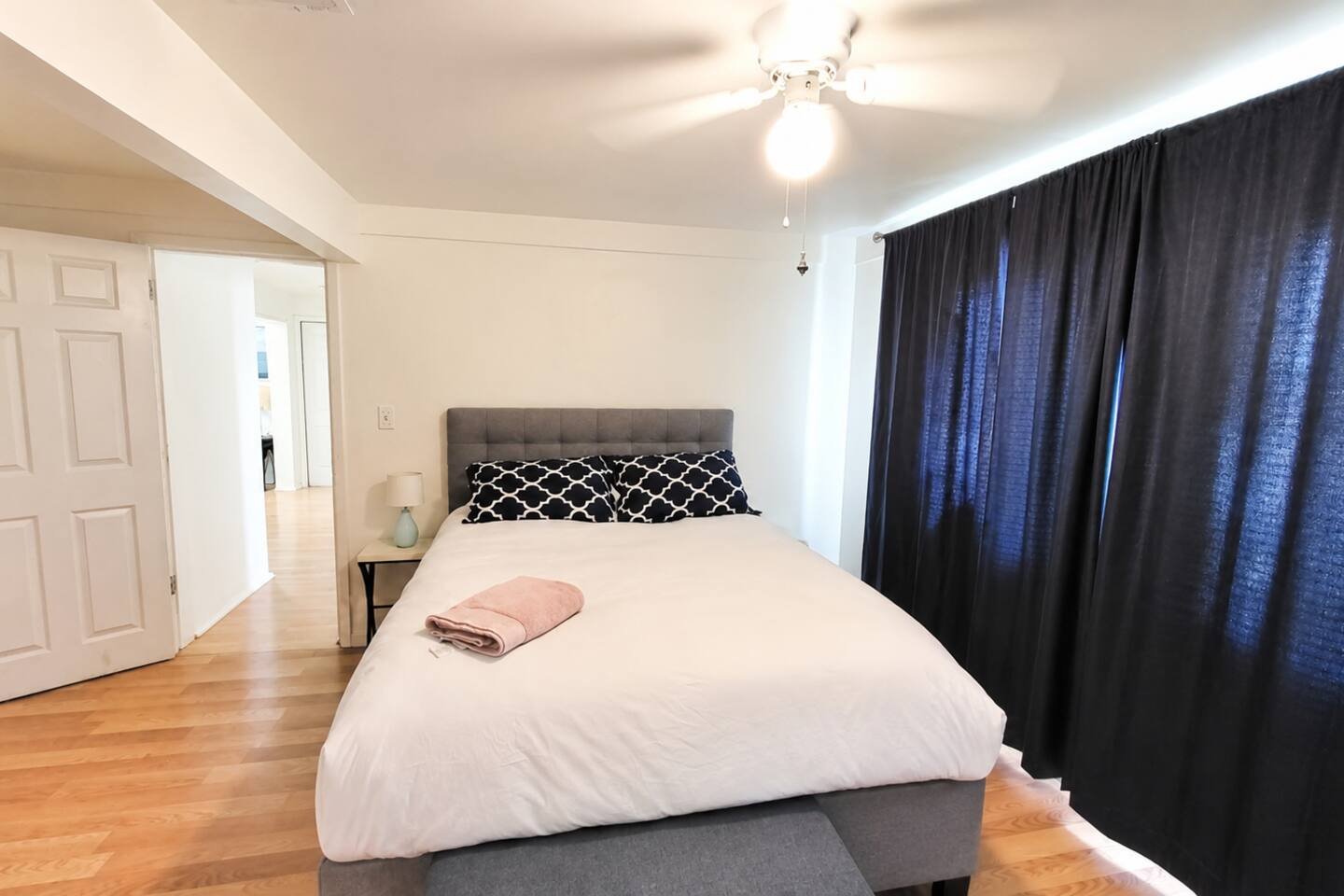 U2 - 2BR 1BA Condo in Roosevelt Row Arts District