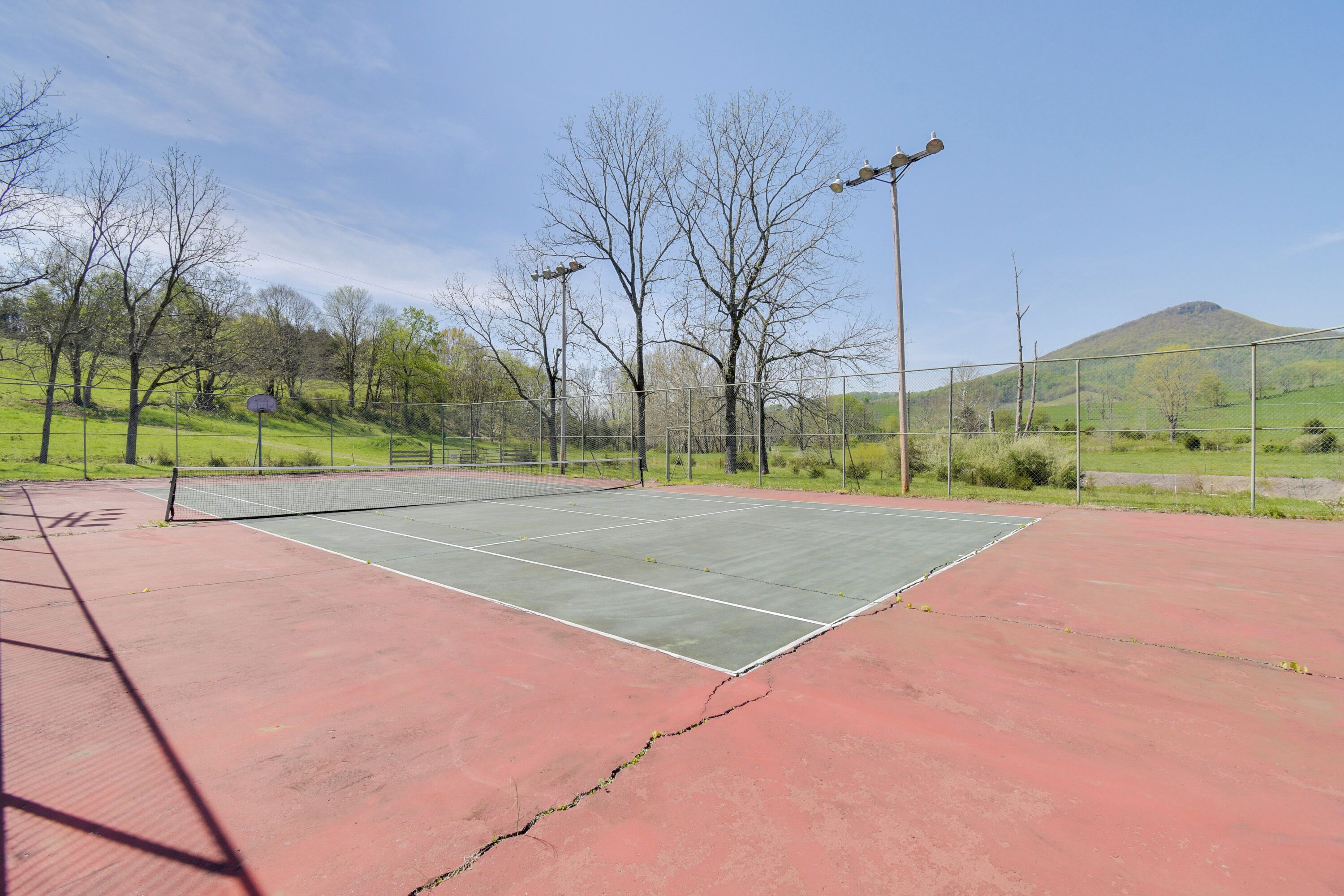 Tennis court on site with shuffle board and basketball.  Lots of activities!
