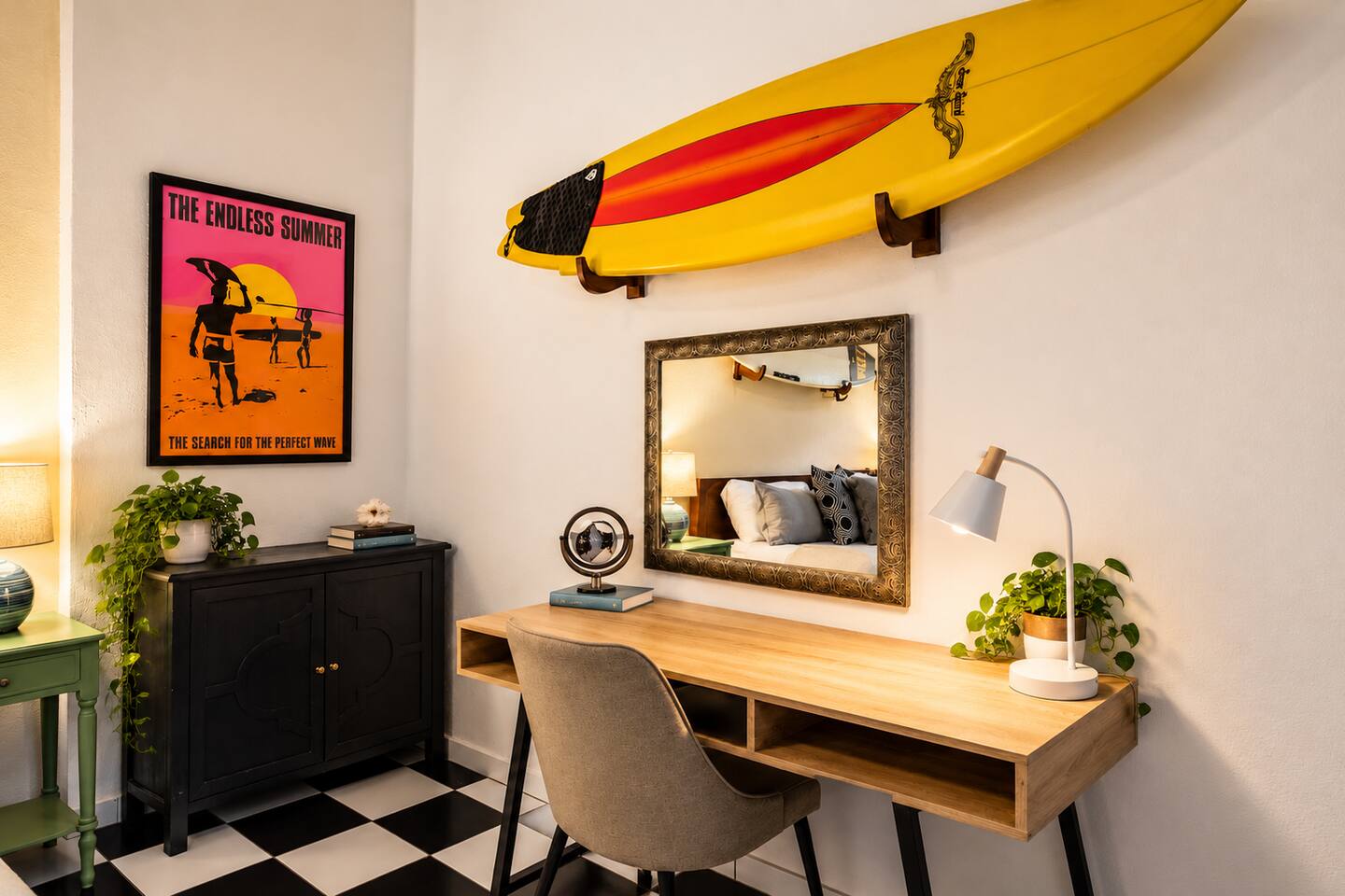 A little work, a lot of play! This dedicated workspace beside the downstairs King bedroom features fast Wi-Fi, a comfortable desk, &fun surf-inspired décor. Perfect for checking emails, planning your Old San Juan adventures, or catching up on work.