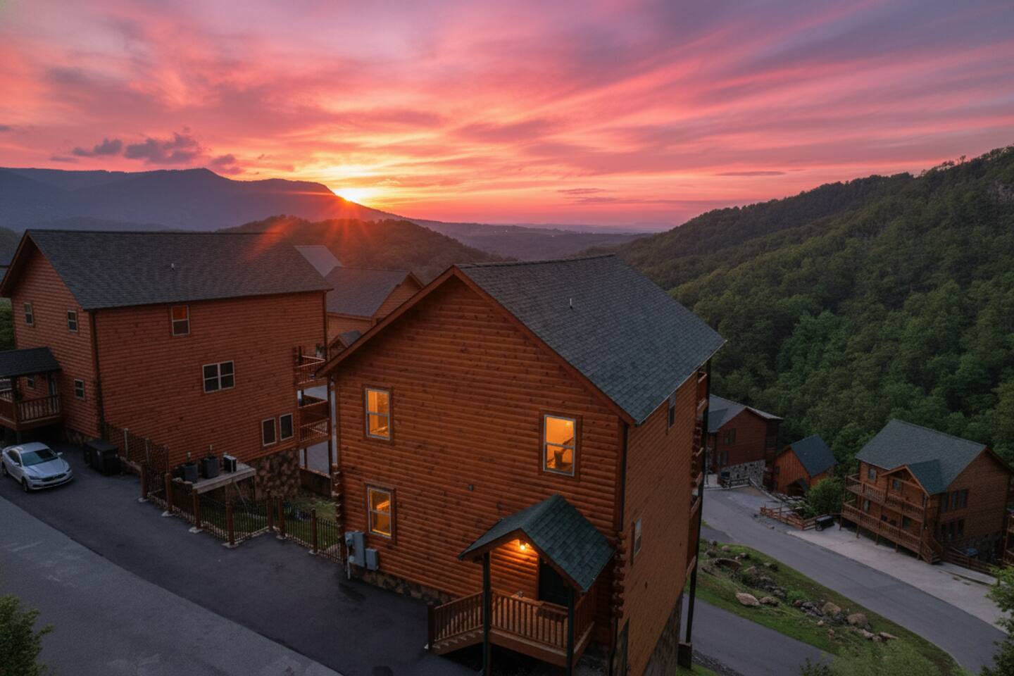 Xmas decked, Private Pool, Hot Tub, Pets Ok, Views