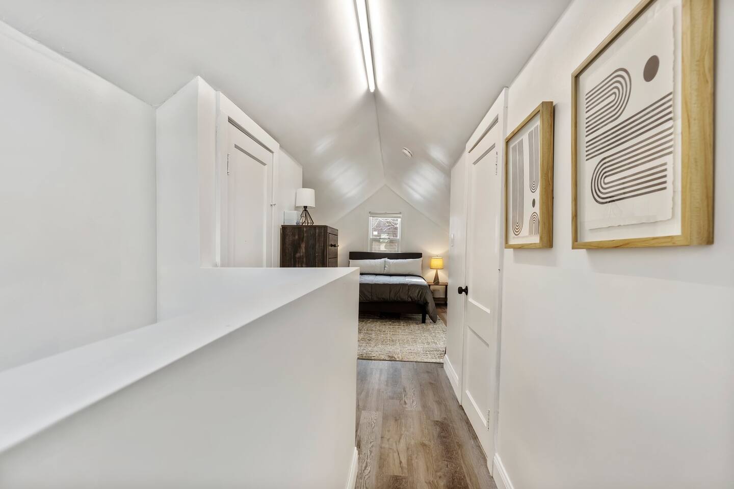 East Oakland Modern Stay Updated Lansing Home Near MSU and Downtown — 2