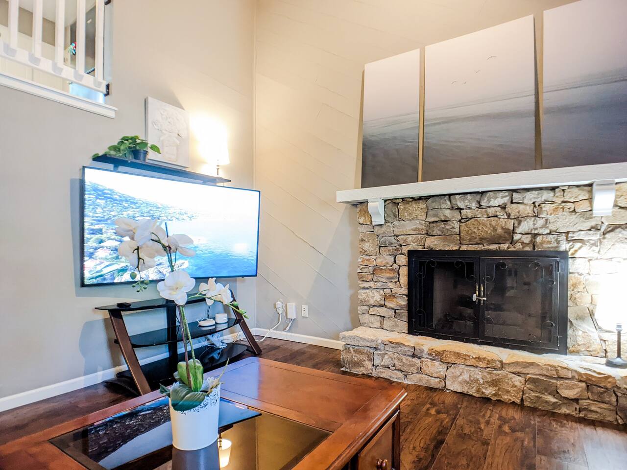 #Quiet, comfy and spacious 3 bedroom home in KC