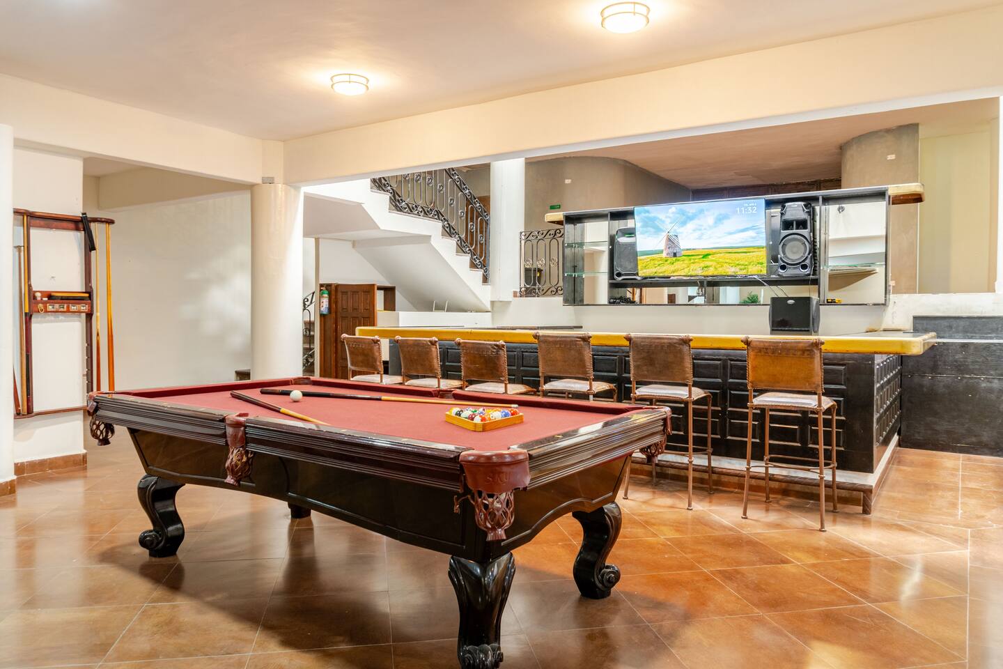 Eclectic Party House - Concierge, Maid, and Chef