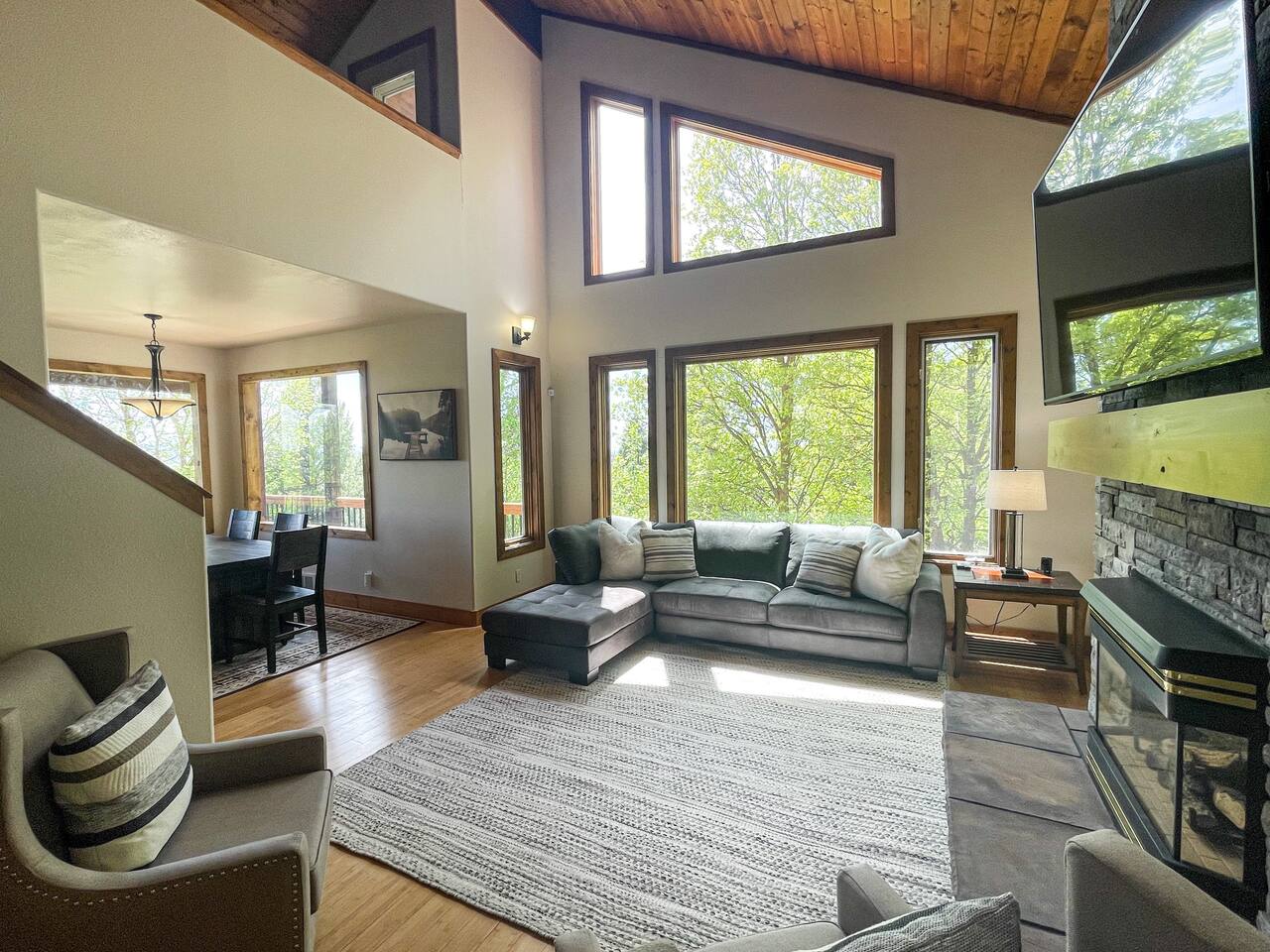 Aspen View Retreat - private & dog friendly