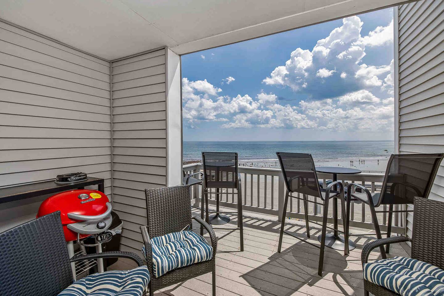 Plum Pad:Park 2 Luxury Condo Overlooking the Ocean