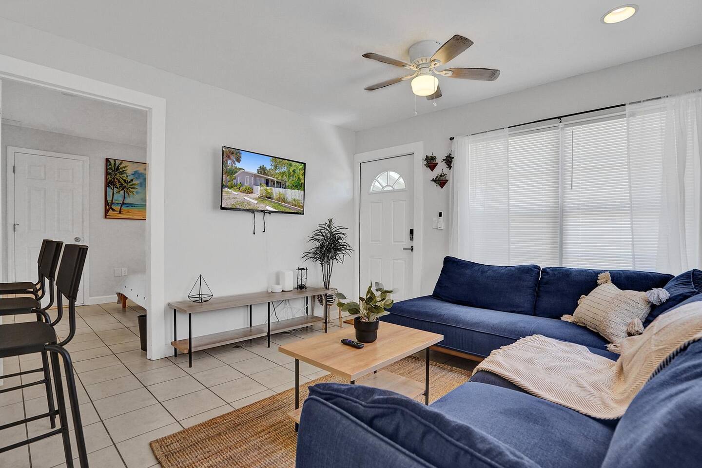 Tranquil Retreat | Star Wars Arcade | Walk to Bars