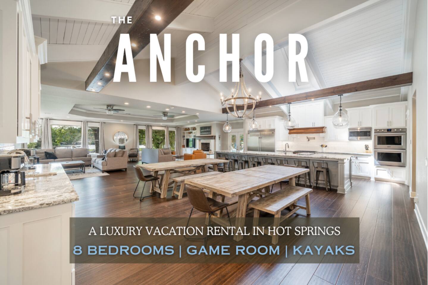 Stunning Luxury Lakefront Lodge! 8 BRs! Sleeps 32!