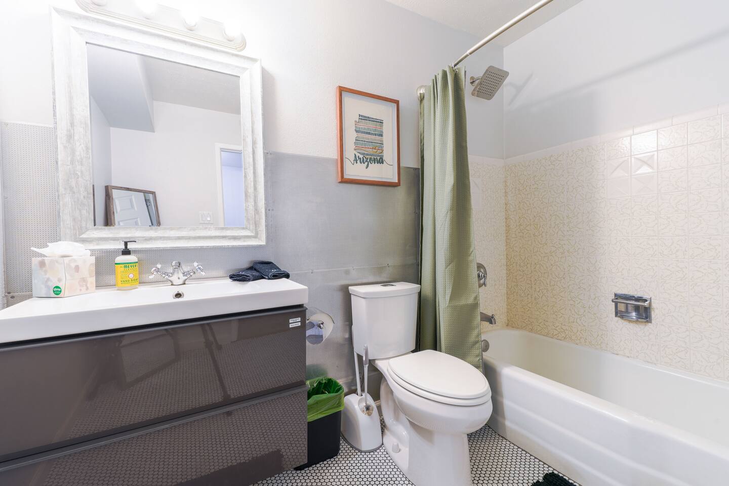2nd Bathroom with everything you'll need for a great getaway with friends or family.