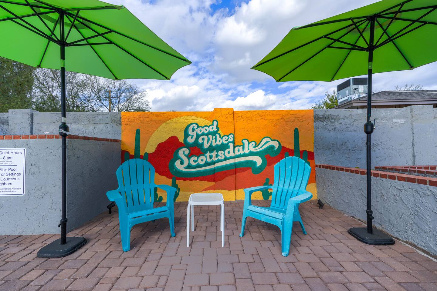 Perfect spot for some desert-themed instagram photos with your friends and family!