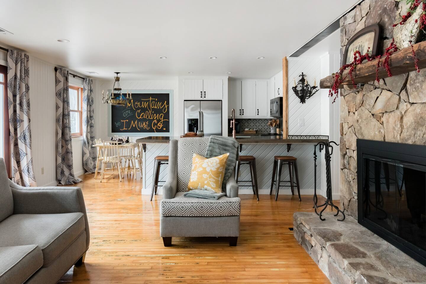 Rustic Blue Ridge Barn Retreat - Lower Level