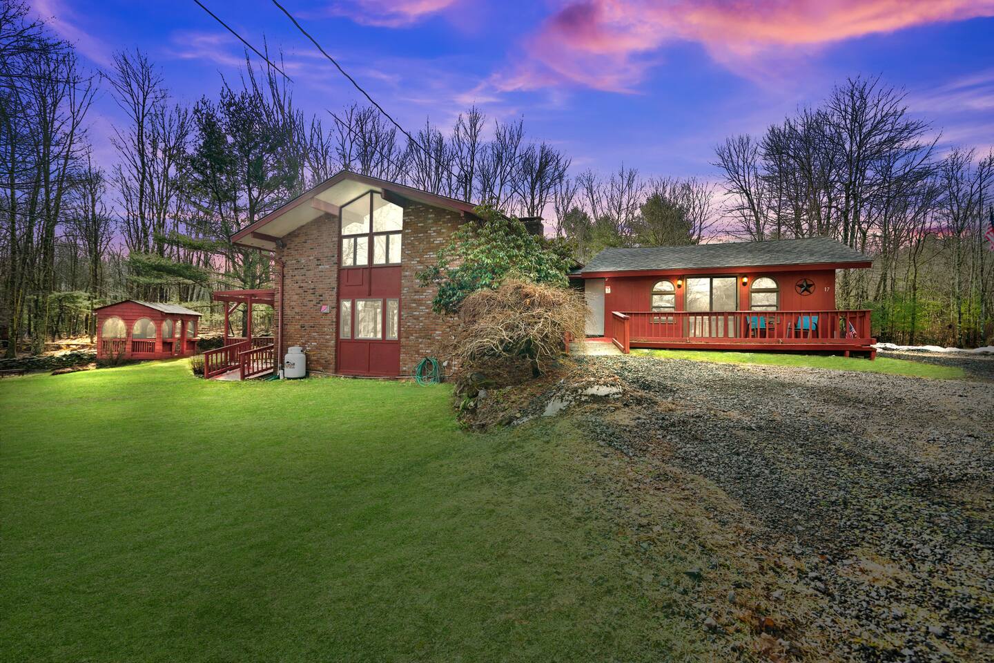 Catskills Sunset Estate, Hotub, Pond, 21+ppl