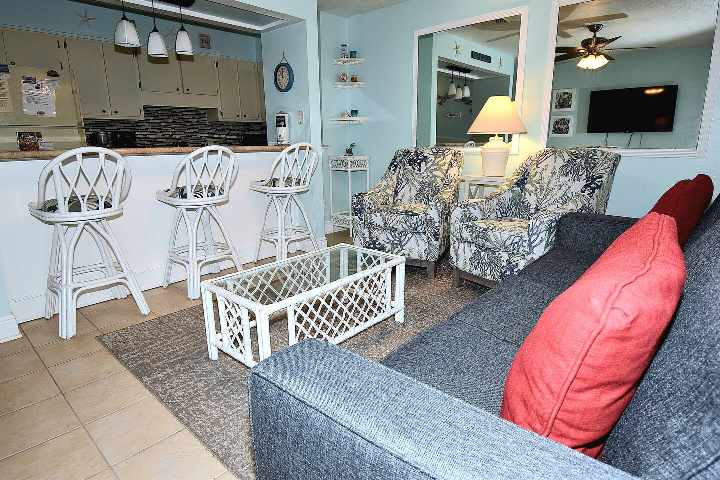 Sunswept 102-Beachfront 1br with Beautiful Views