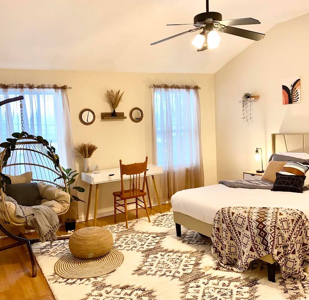 Modern ✌🏾Bedroom House in the ❤️ of Shadyside