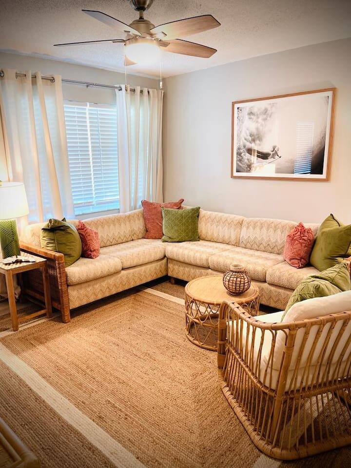 01 Beach chic apt - Ft Laud - 8 mins to beach! - Apartment