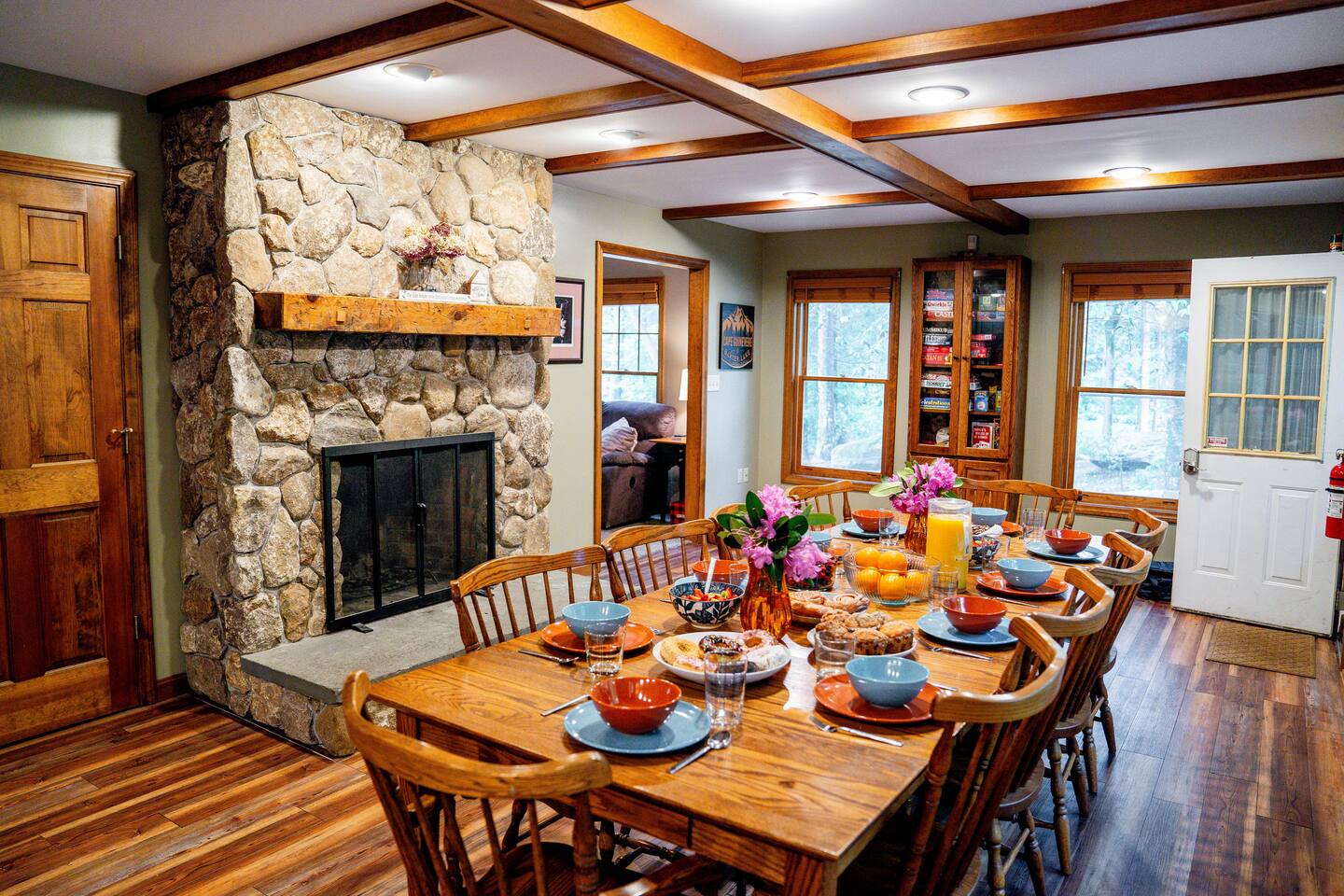 Fantastic 4-Season Home @ Baxter Lake - Sleeps 8