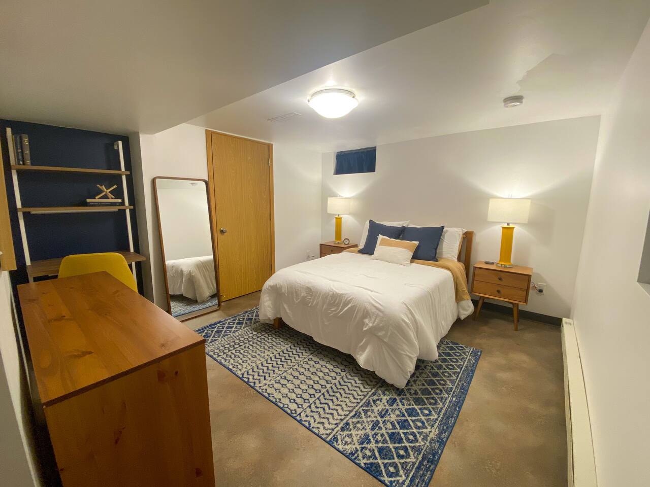Cozy 1-Bedroom Apartment Near Downtown