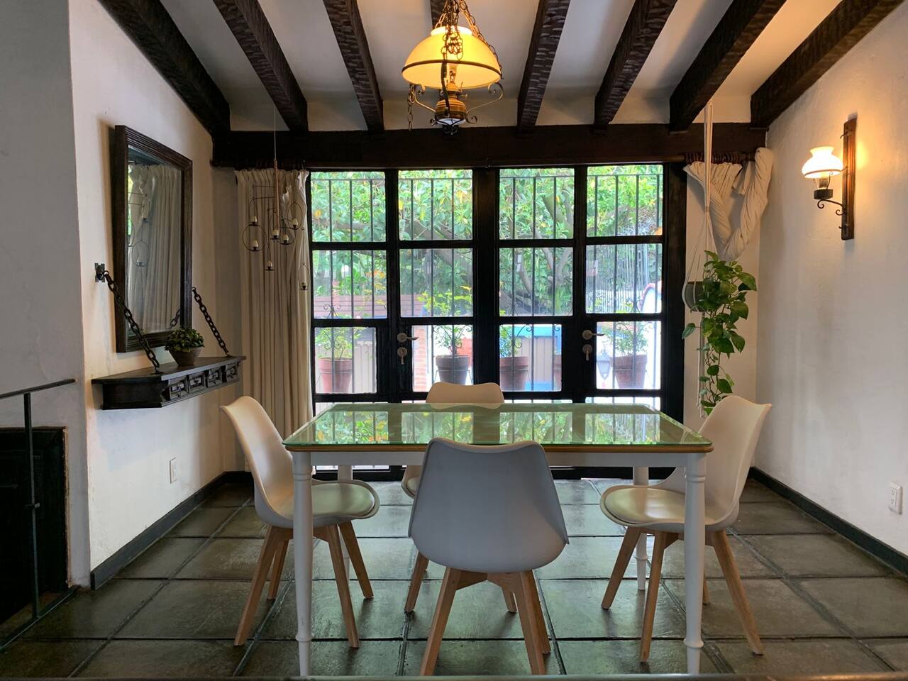Beautiful old house in the south, 3 beds, parking - foto 3
