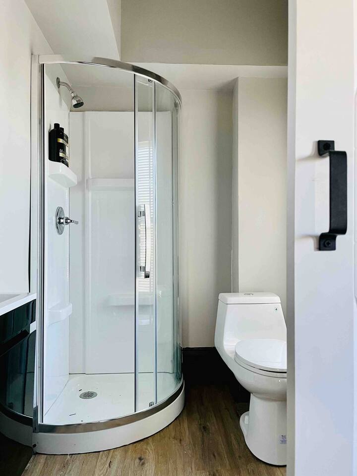 Suite Home Indiana #3 |KING 1BD/1BA Apartment