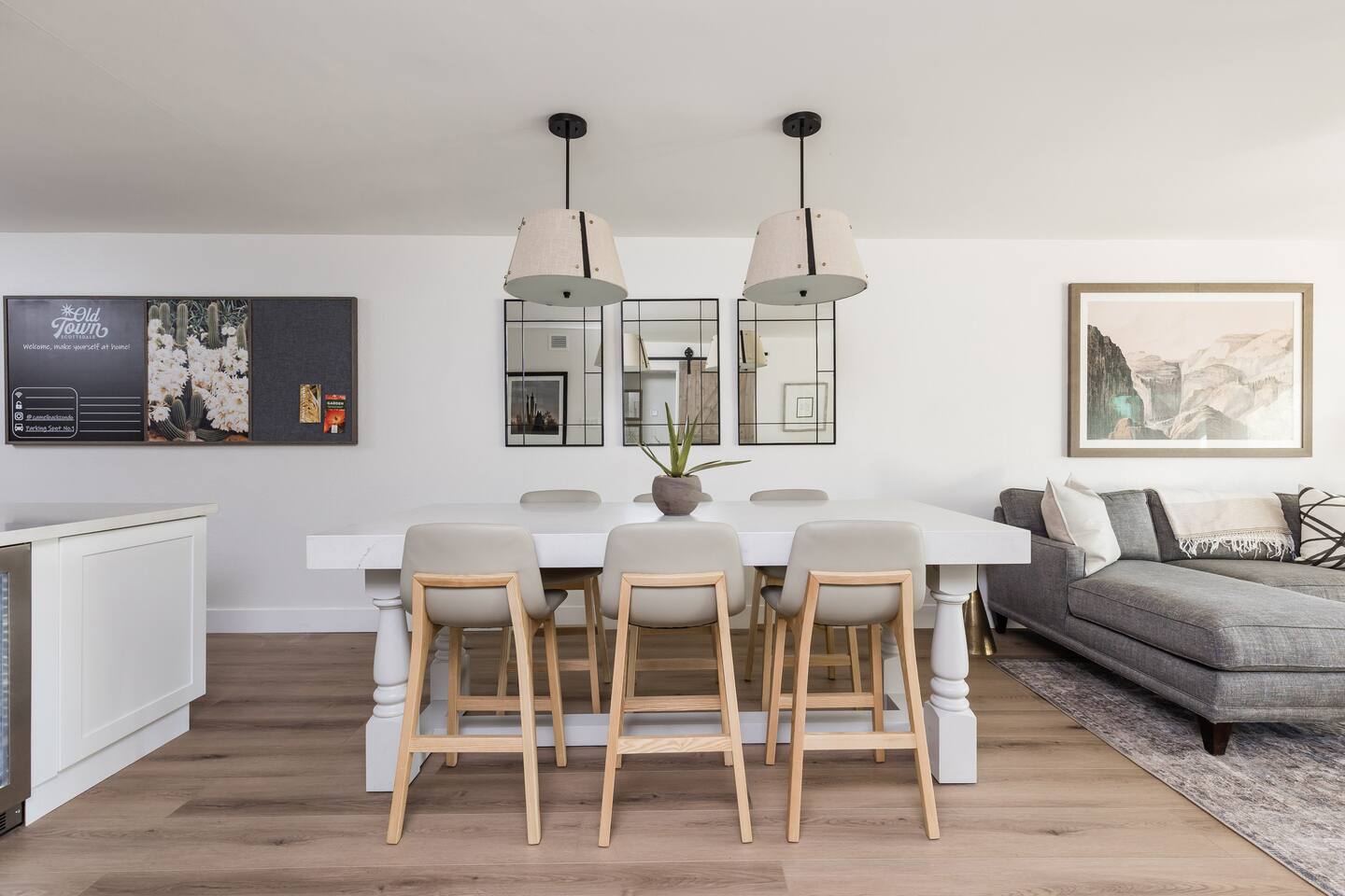 Ultra-Clean, Designer Condo in Downtown Scottsdale