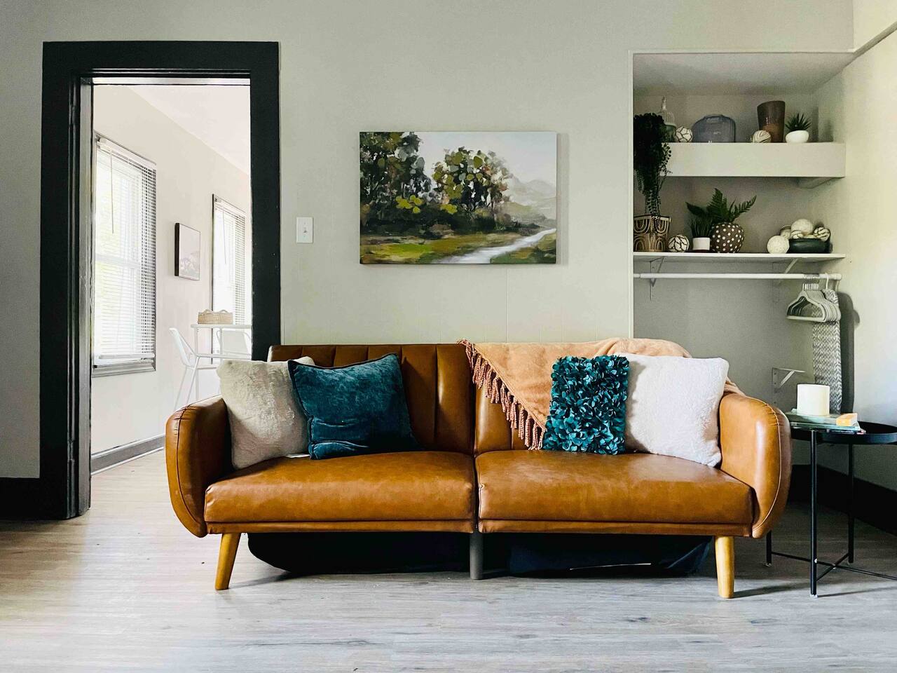 Suite Home Indiana #4 |QUEEN Cozy Studio Apartment