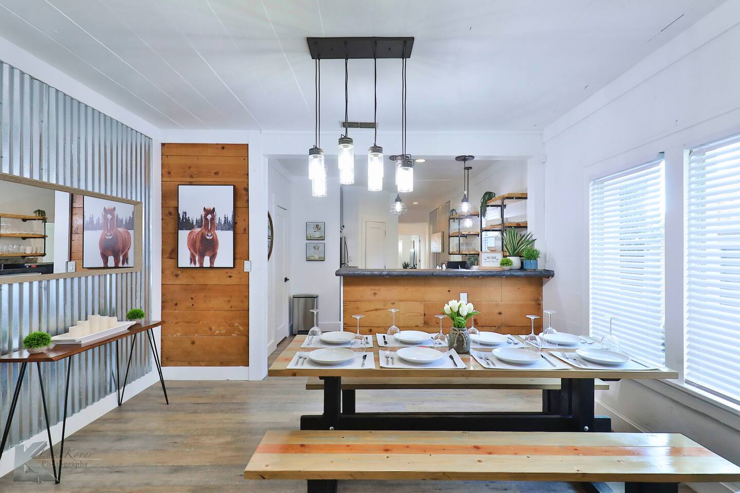 King Bed by ACU Abilene Sleeps 12  G4THER Wildcat