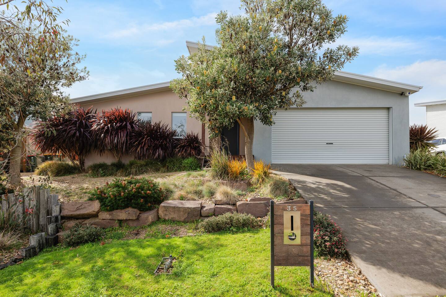 Sea Wave by Ready Set Stay