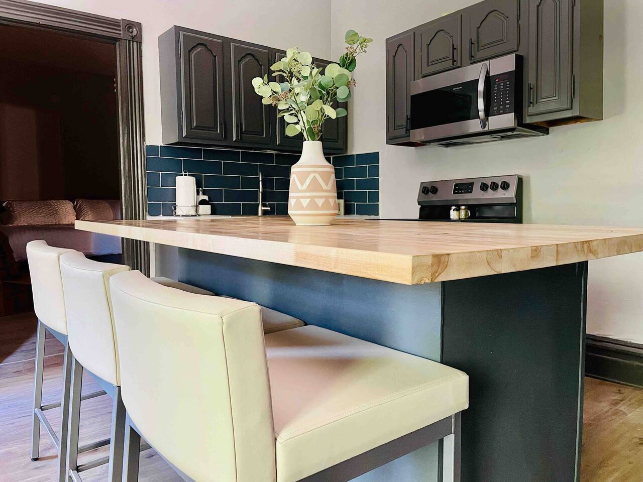 Suite Home Indiana Apartments photo 4