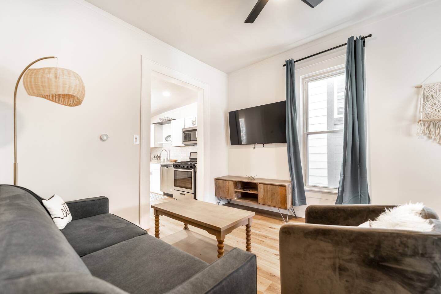 Cutest Fountain Square home! Steps to best of Indy!