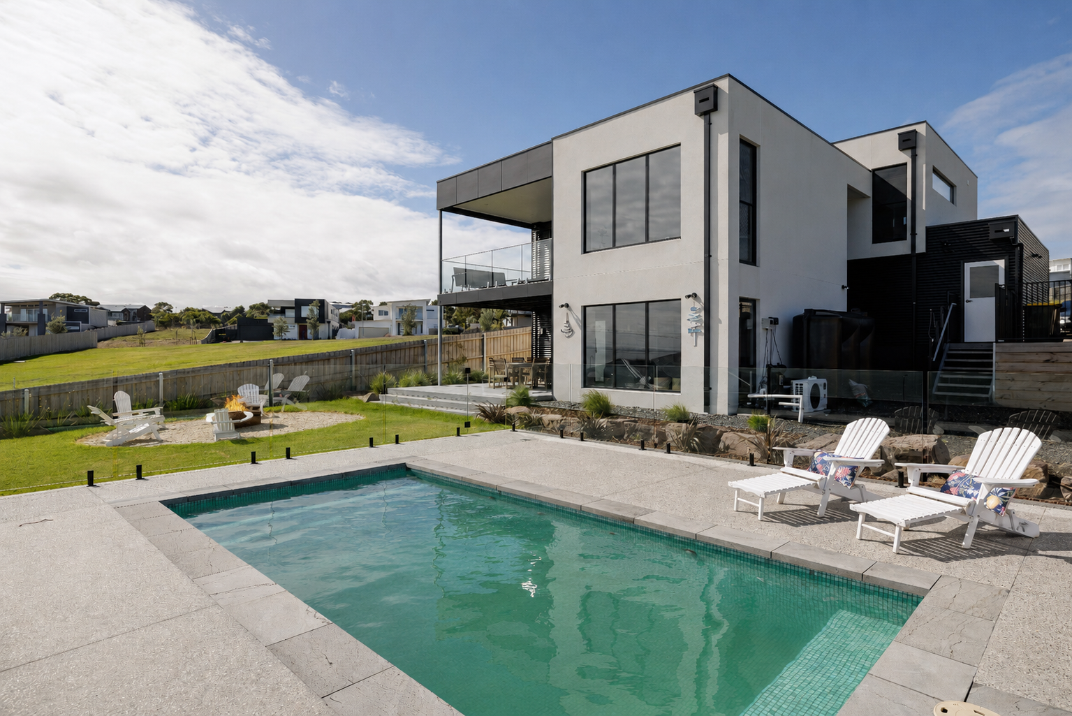 The Bay View San Remo by Ready Set Stay