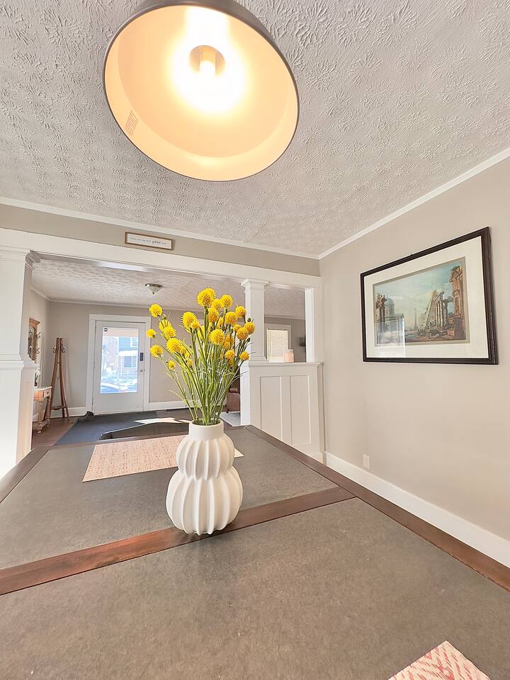 Elegant Home- Private Bedroom #5, Convenient to DT