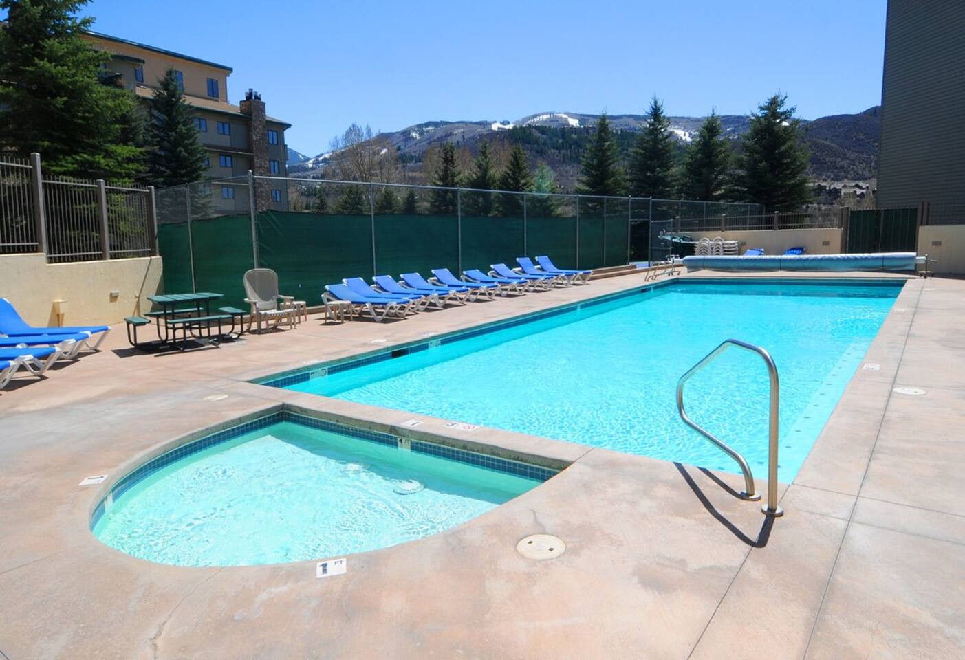 Lockoff Unit in Avon