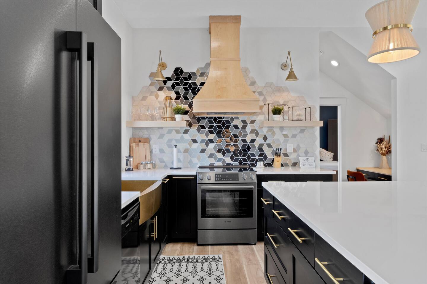 The Wishing House-3 minute walk to Magnolia Silos