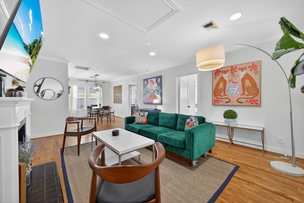 1716 Fairview 2KING/1BA Top Apt Duplex Pets Ok!