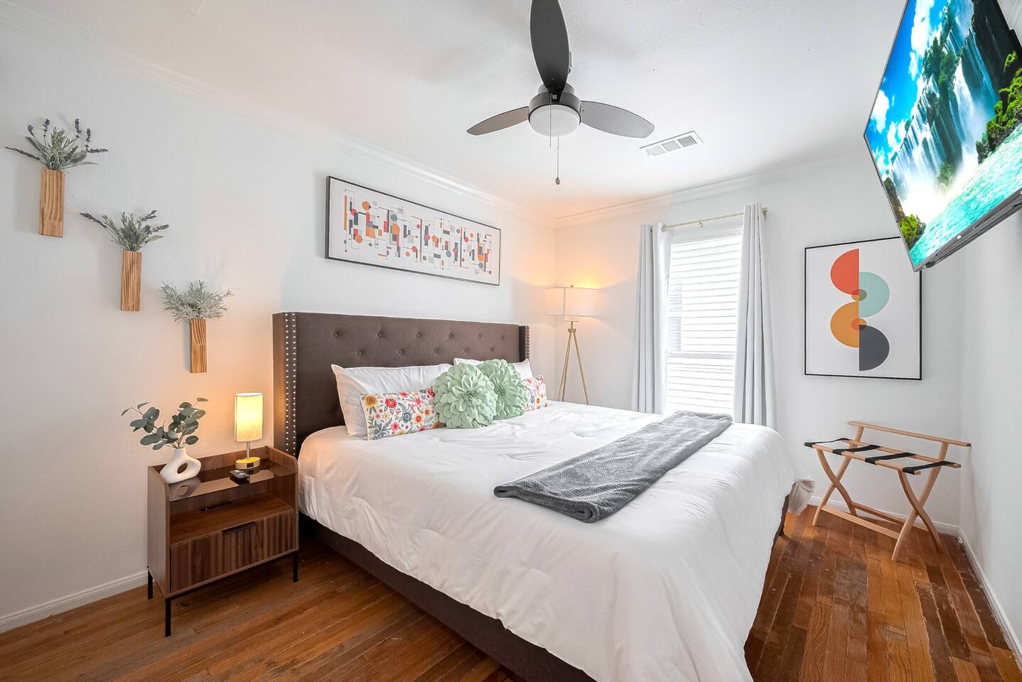 1716 Fairview 1KING/1BA Top Apt Duplex Pets Ok!