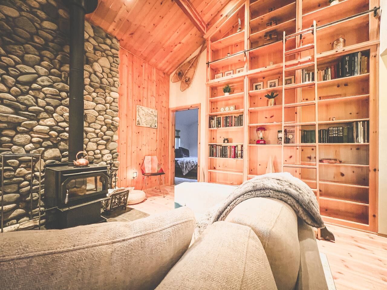 Unplug at The Ink Pad Cabin: Rare ONP Hiking Spot