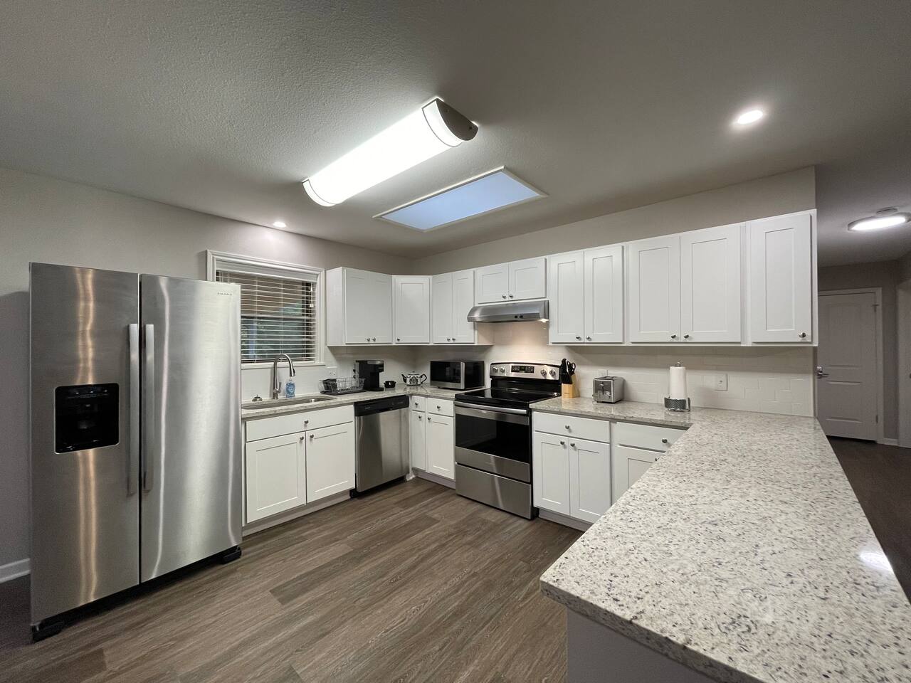 Business Travelers & Near Business District