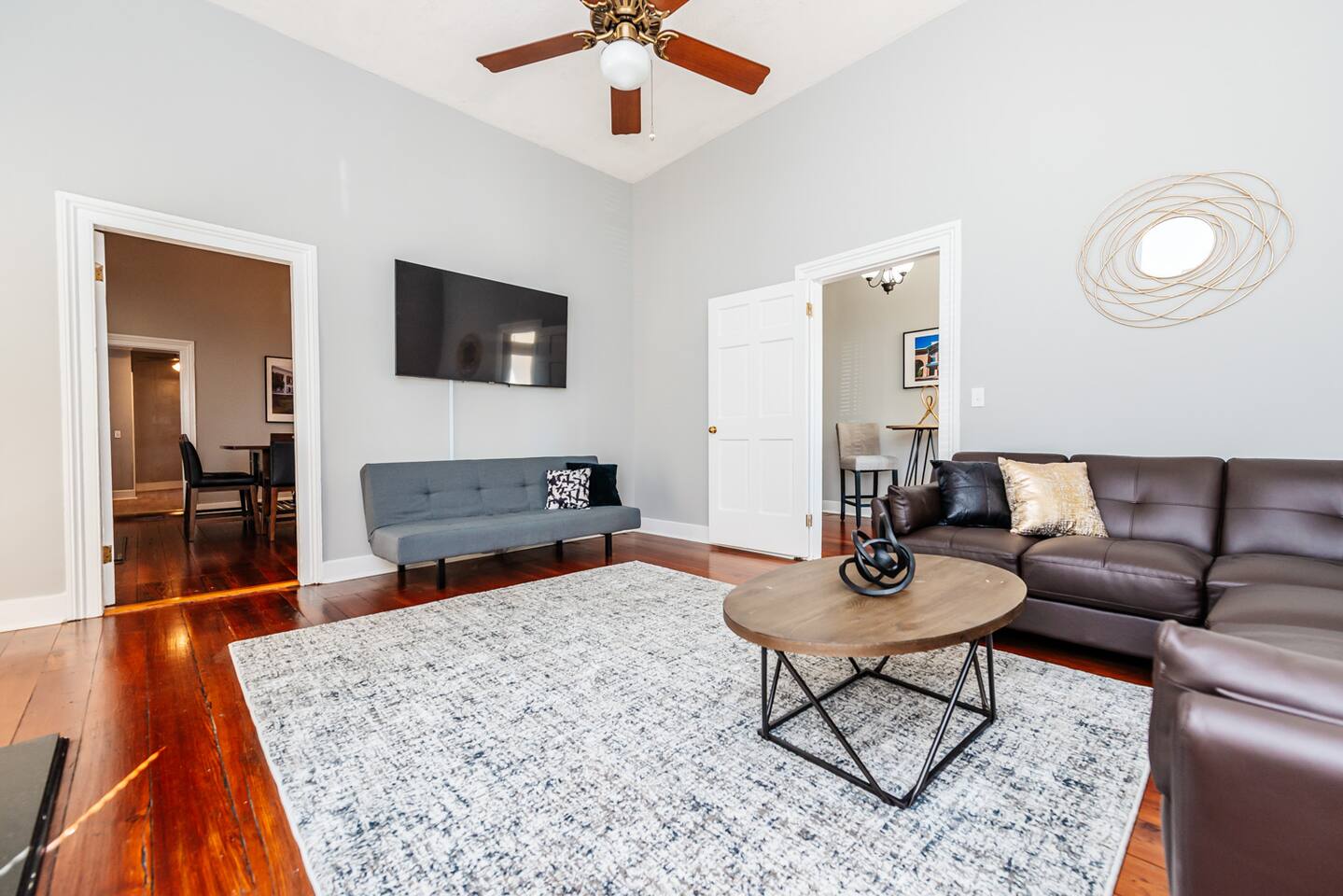 Downtown Macon Duplex (Side A)- Walk to nightlife!