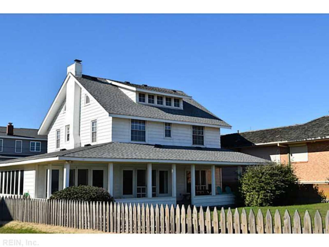 Seas the Day - Purcell Cottage