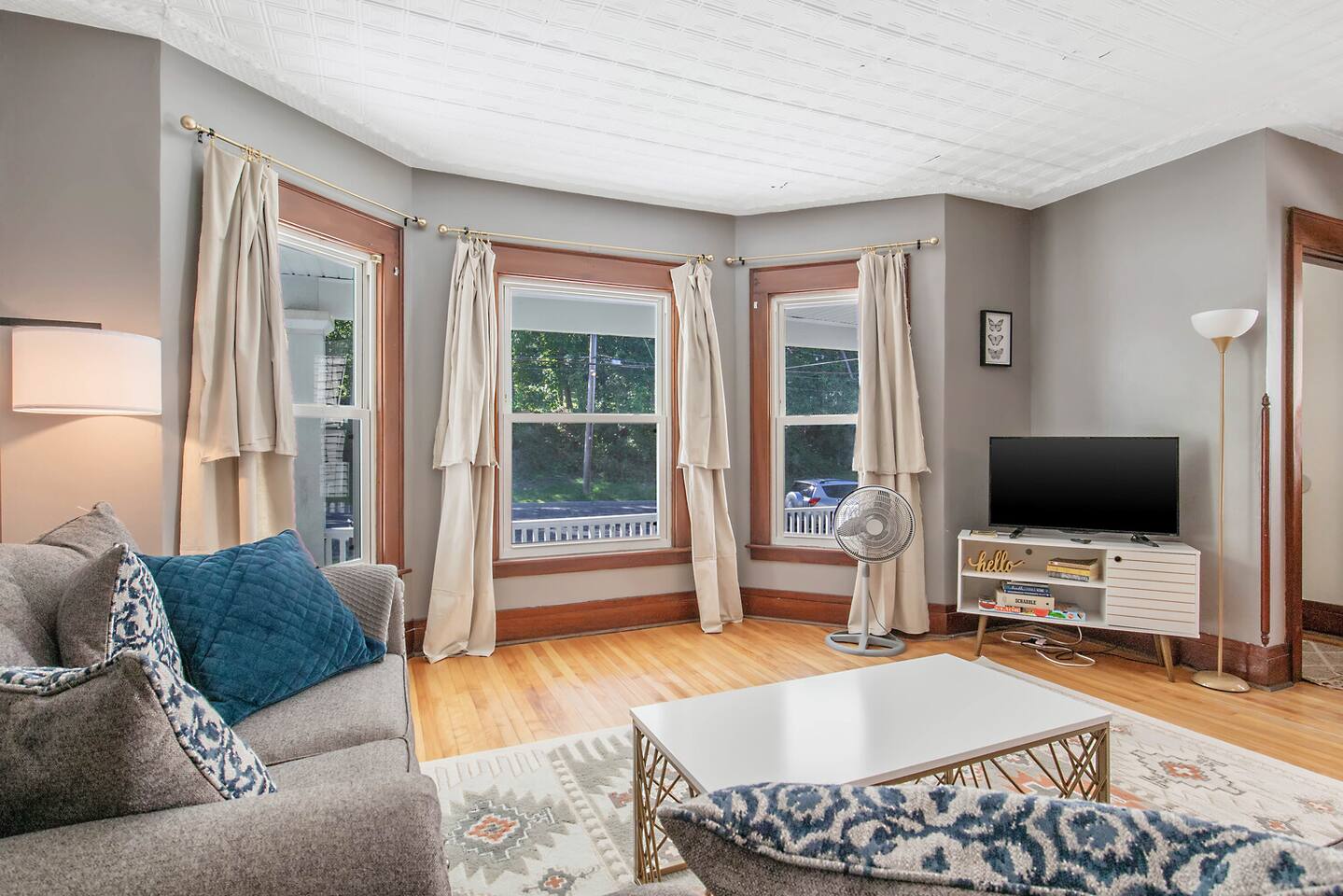 FullyFurnished Near Hospital Perfect for WorkStays